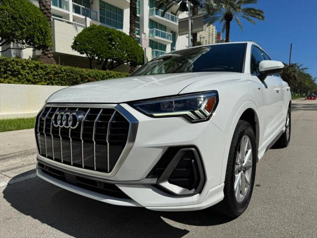 2025 Audi Q3 Premium 45 TFSI S line quattro Tiptronic