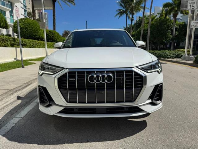 2025 Audi Q3 Premium 45 TFSI S line quattro Tiptronic