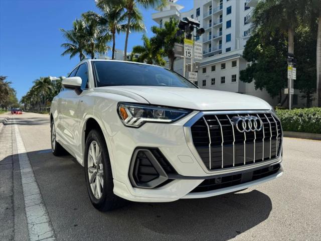 2025 Audi Q3 Premium 45 TFSI S line quattro Tiptronic
