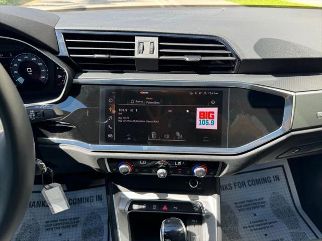 2025 Audi Q3 Premium 45 TFSI S line quattro Tiptronic
