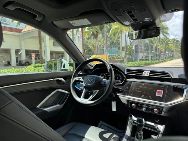 2025 Audi Q3 Premium 45 TFSI S line quattro Tiptronic