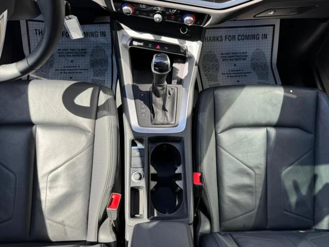 2025 Audi Q3 Premium 45 TFSI S line quattro Tiptronic