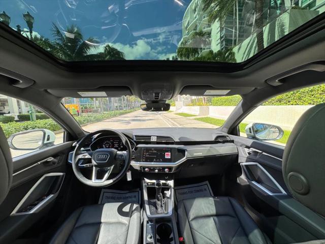 2025 Audi Q3 Premium 45 TFSI S line quattro Tiptronic