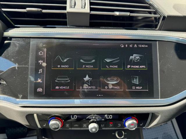 2025 Audi Q3 Premium 45 TFSI S line quattro Tiptronic