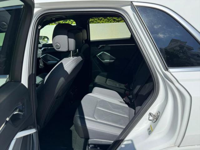 2025 Audi Q3 Premium 45 TFSI S line quattro Tiptronic