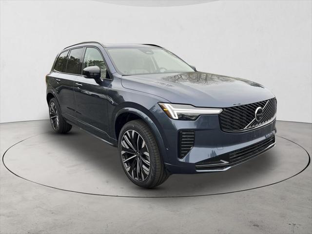 2026 Volvo XC90 B6 Ultra Dark Theme 7-Seater