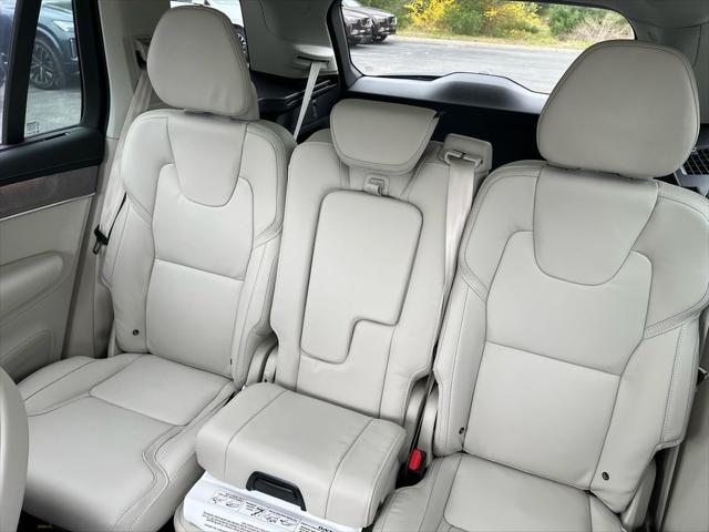 2026 Volvo XC90 B6 Ultra Dark Theme 7-Seater
