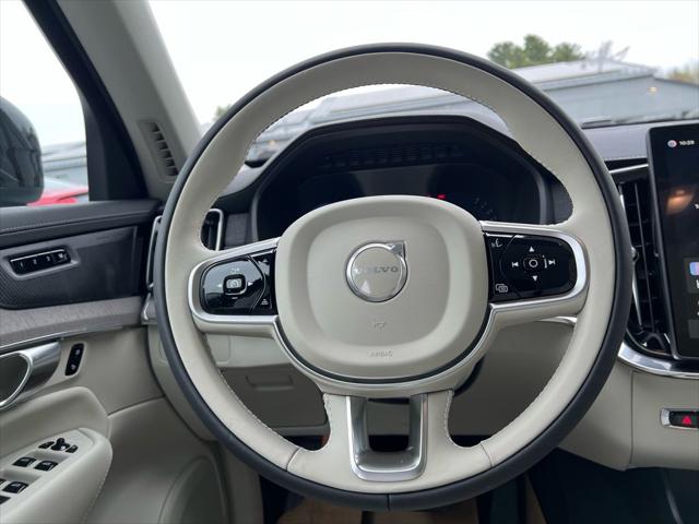 2026 Volvo XC90 B6 Ultra Dark Theme 7-Seater
