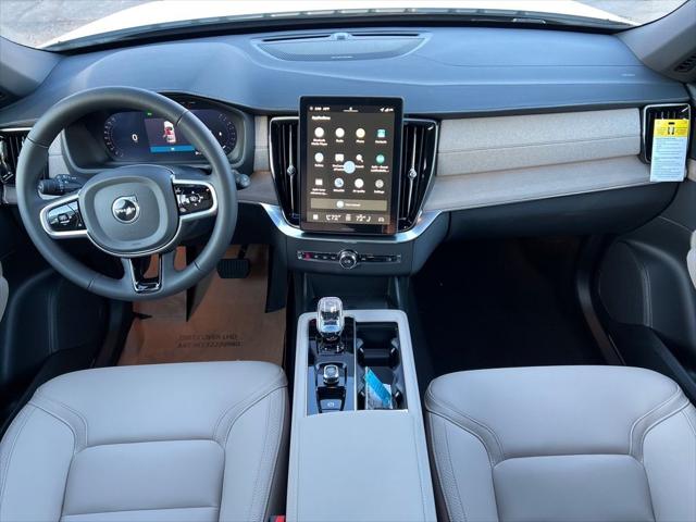 2026 Volvo XC90 B6 Plus 7-Seater