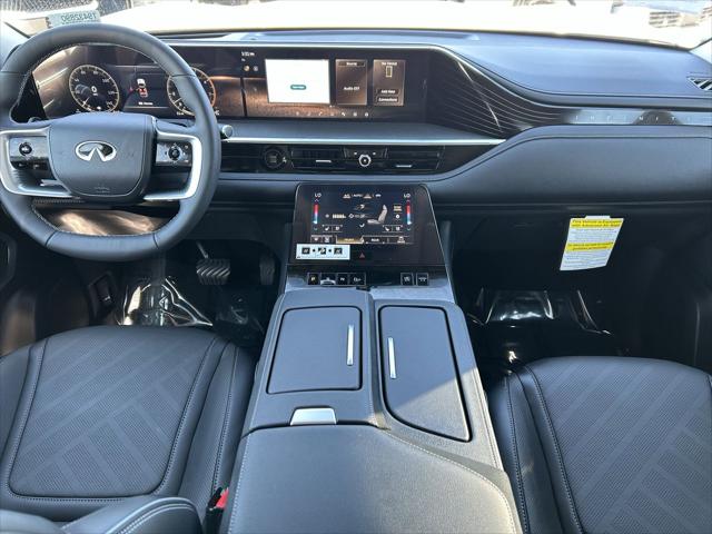 2026 INFINITI QX80 LUXE AWD