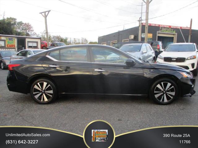 2022 Nissan Altima SV FWD