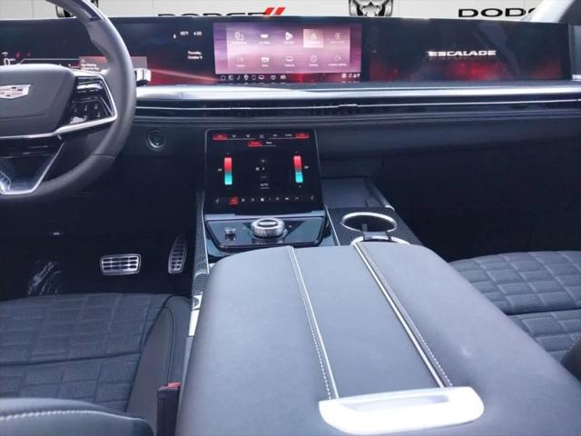 2025 Cadillac Escalade ESV V-Series