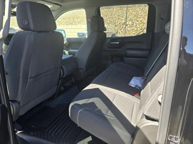 2026 GMC Sierra 1500 Crew Cab, Short Bed, Pro, 4WD