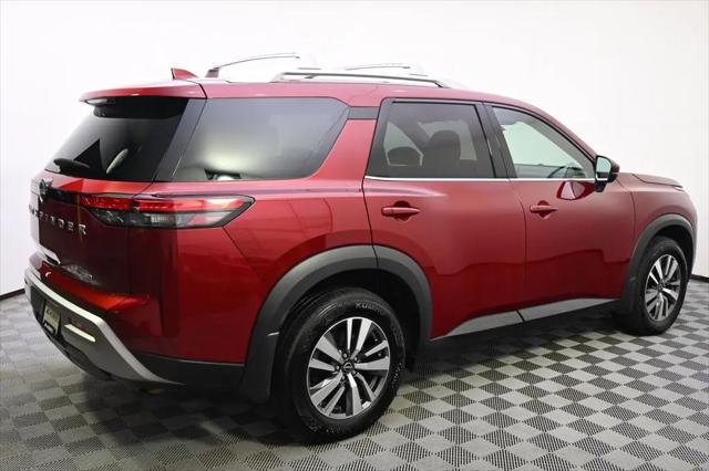 2024 Nissan Pathfinder SL 4WD