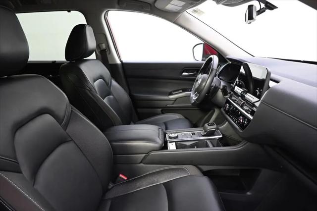 2024 Nissan Pathfinder SL 4WD