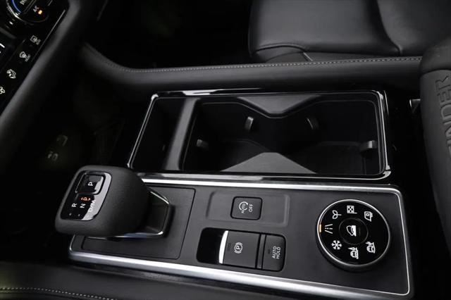 2024 Nissan Pathfinder SL 4WD
