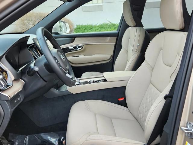 2026 Volvo XC90 Plug-In Hybrid Plus, T8 AWD, Electric/Gasoline, Bright, 7 Seats