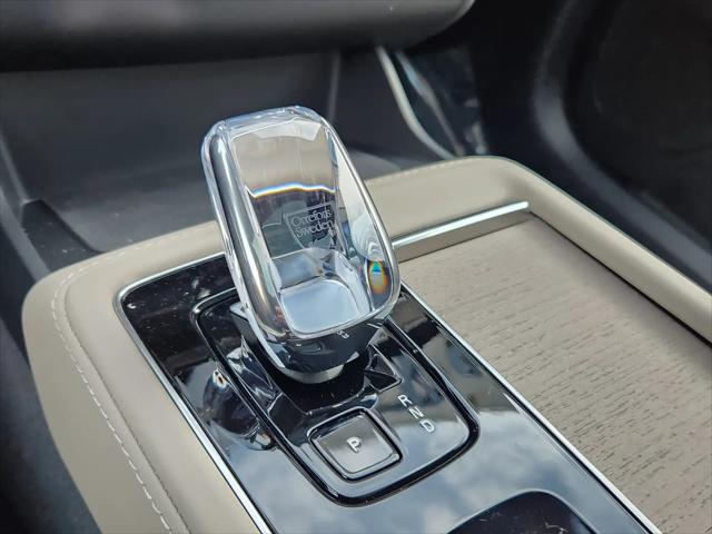 2026 Volvo XC90 Plug-In Hybrid Plus, T8 AWD, Electric/Gasoline, Bright, 7 Seats