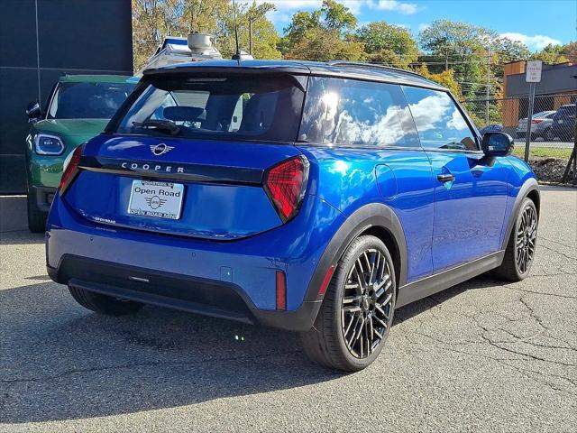 2025 MINI Hardtop Cooper