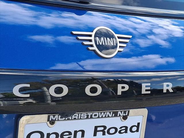 2025 MINI Hardtop Cooper