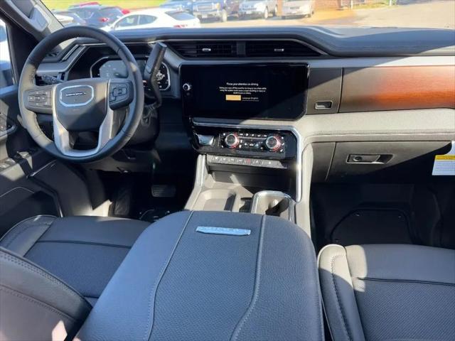 2026 GMC Sierra 2500HD Crew Cab, Standard Bed, Denali, 4WD