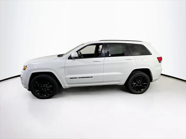 2022 Jeep Grand Cherokee Laredo X 4x4