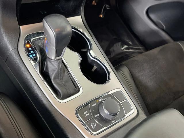 2022 Jeep Grand Cherokee Laredo X 4x4