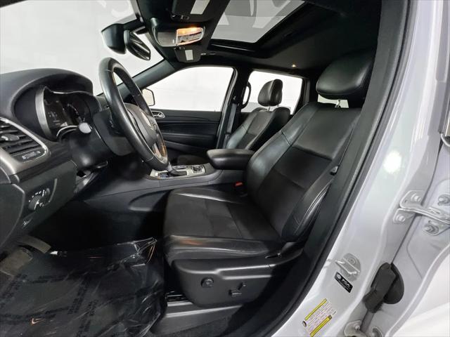 2022 Jeep Grand Cherokee Laredo X 4x4