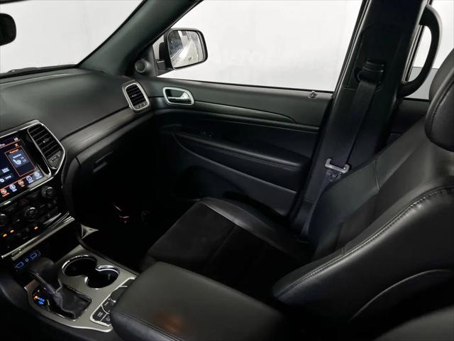2022 Jeep Grand Cherokee Laredo X 4x4