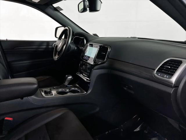 2022 Jeep Grand Cherokee Laredo X 4x4