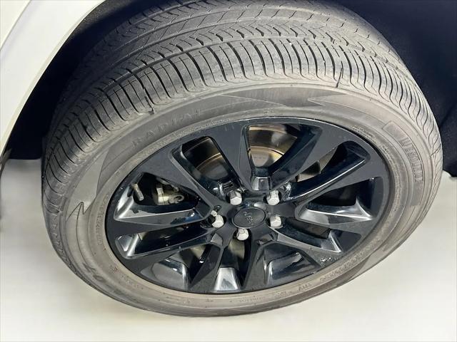 2022 Jeep Grand Cherokee Laredo X 4x4