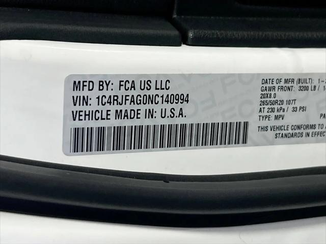 2022 Jeep Grand Cherokee Laredo X 4x4