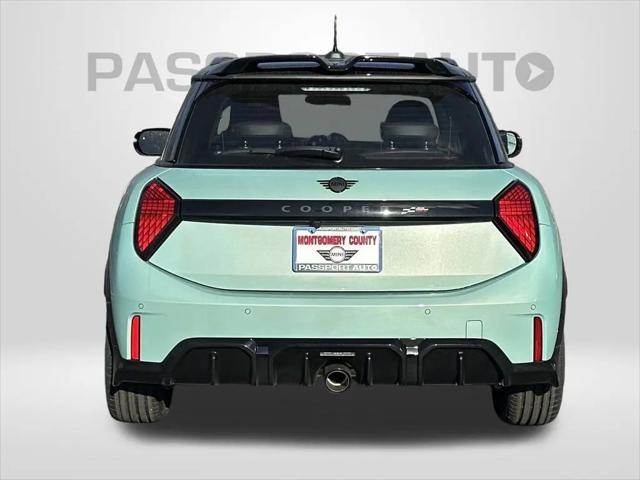 2026 MINI Hardtop JCW