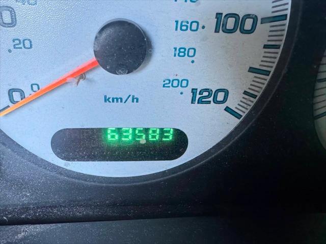 2003 Chrysler Town & Country LX