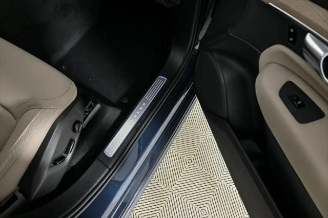 2026 Volvo XC90 Plus, B6 AWD Gas (mild hybrid), Gasoline, Bright, 7 Seats