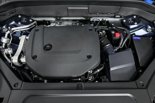 2026 Volvo XC90 Plus, B6 AWD Gas (mild hybrid), Gasoline, Bright, 7 Seats