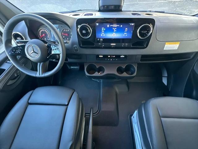 2026 Mercedes-Benz Sprinter 2500 Standard Roof 4-Cyl Diesel