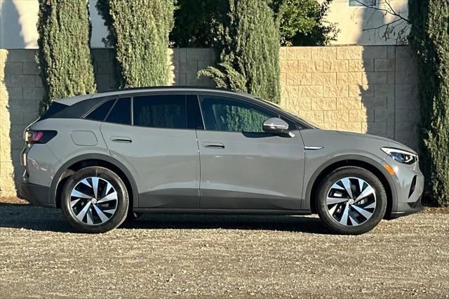 2025 Volkswagen ID.4 Pro