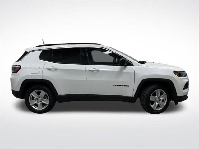 2022 Jeep Compass Latitude FWD