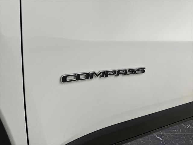 2022 Jeep Compass Latitude FWD