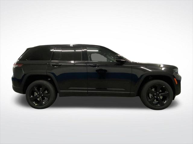 2025 Jeep Grand Cherokee Altitude X 4x4
