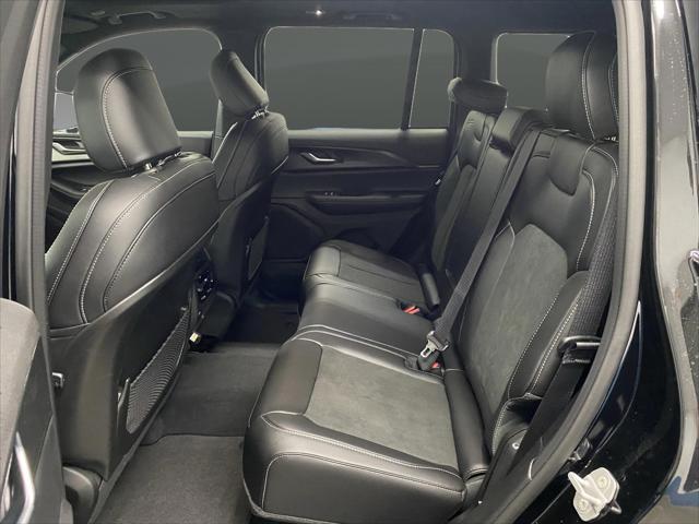 2025 Jeep Grand Cherokee Altitude X 4x4