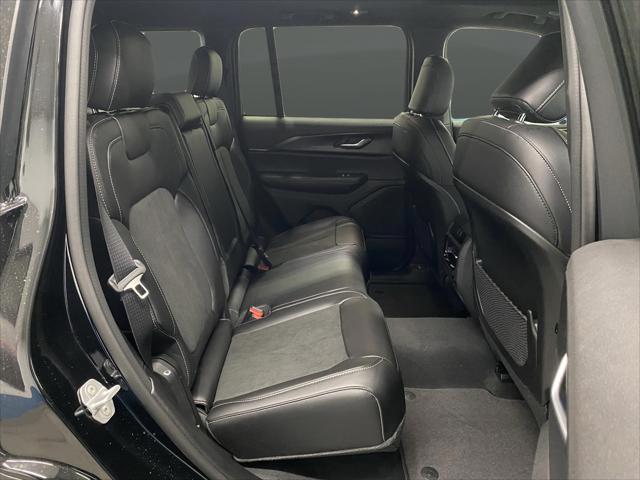 2025 Jeep Grand Cherokee Altitude X 4x4