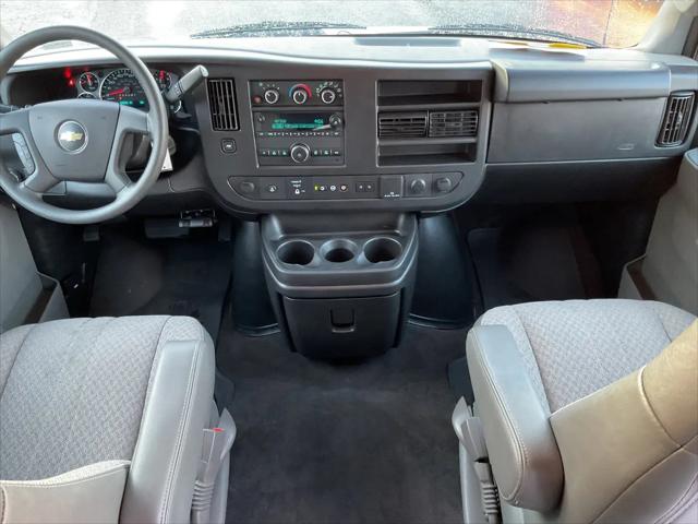 2019 Chevrolet Express LT