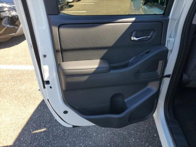 2026 Nissan Frontier Crew Cab SV 4x2