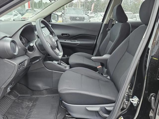 2025 Nissan Kicks S