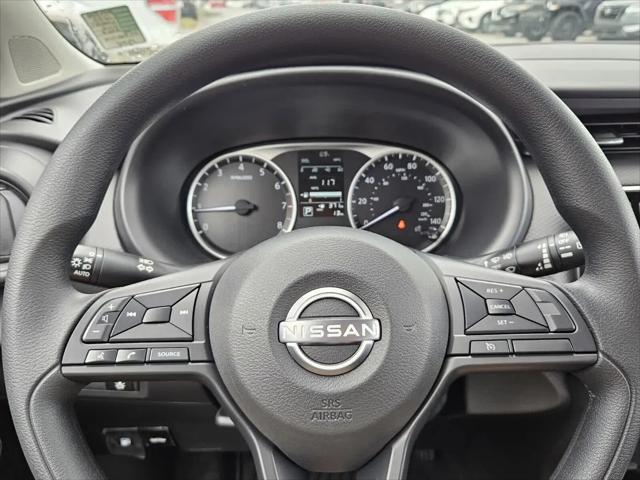 2025 Nissan Kicks S