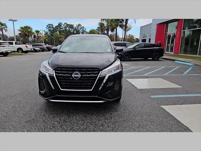 2025 Nissan Kicks S
