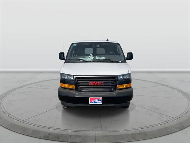 2025 GMC Savana Passenger RWD 3500 Extended Wheelbase LS