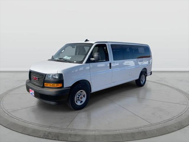 2025 GMC Savana Passenger RWD 3500 Extended Wheelbase LS